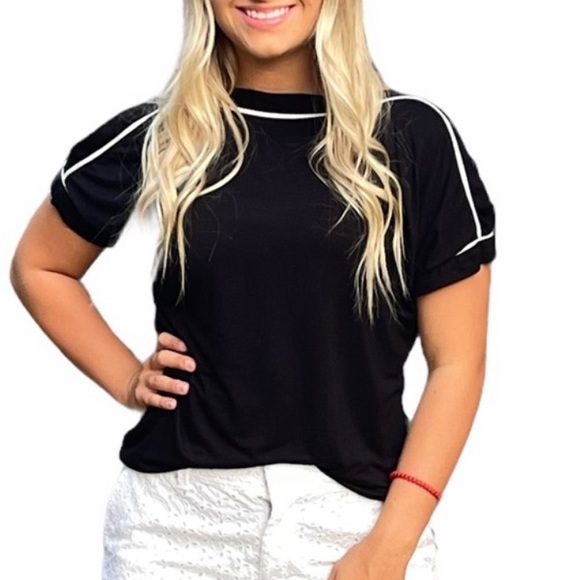 Cable and Gauge Cold Shoulder Top Black and White - Picture 1 of 11